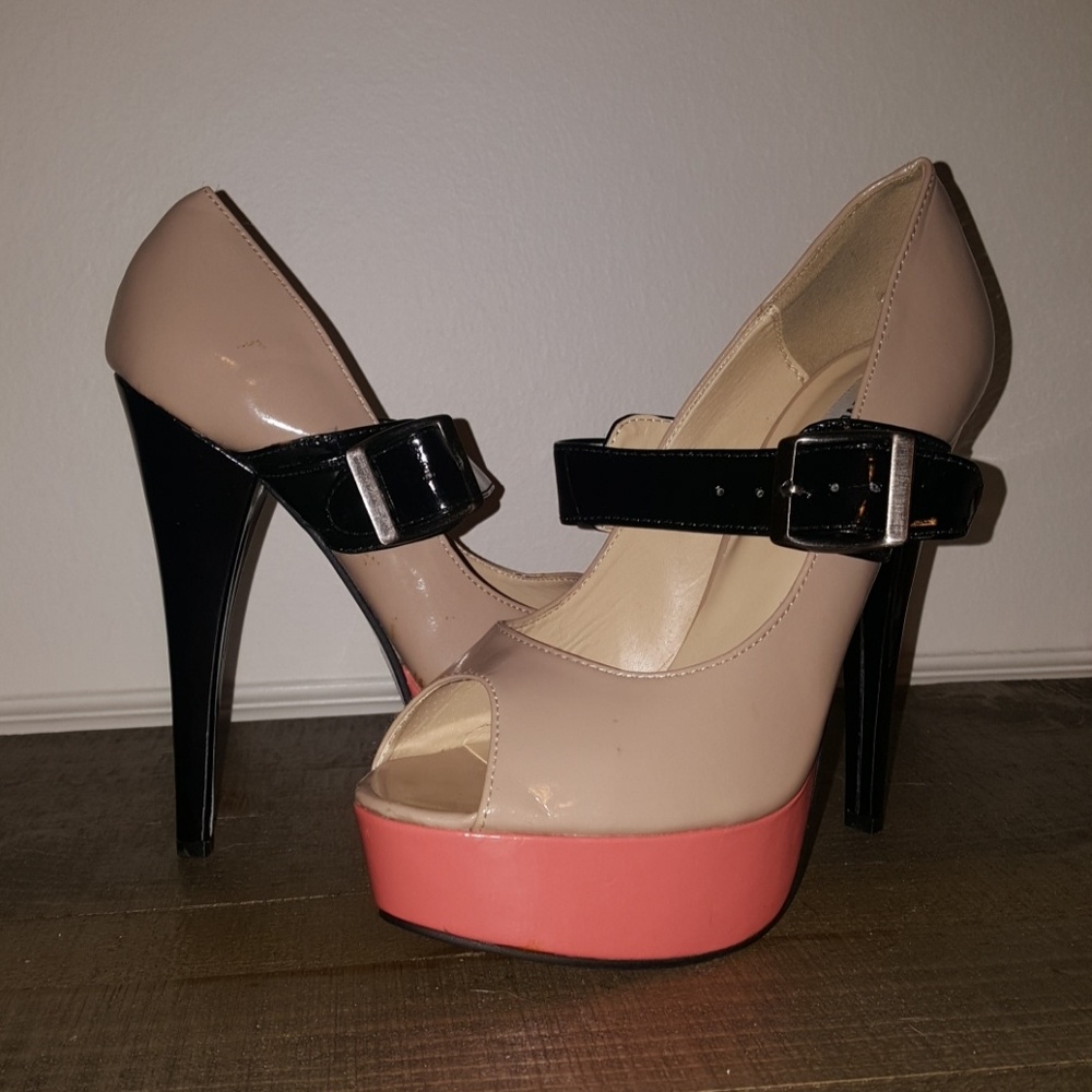 Steve Madden pumps